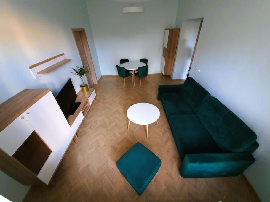 Modern Flat By Lukiskiu Square Vilnius Exterior photo